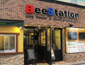 �摜(300x231)�E�g��摜(334x258)