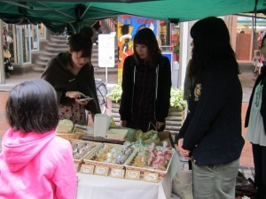 �摜(300x225)�E�g��摜(640x480)